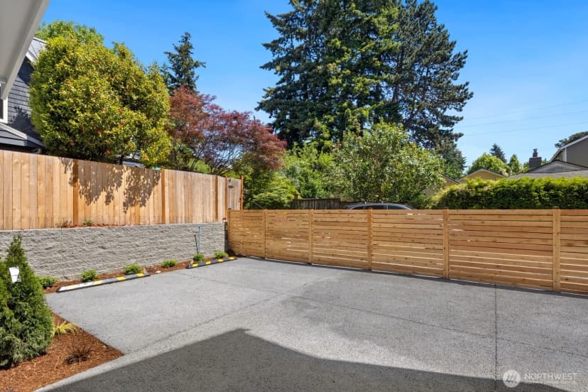 Property photo for 334 Ne 90th Street, Seattle photo 32