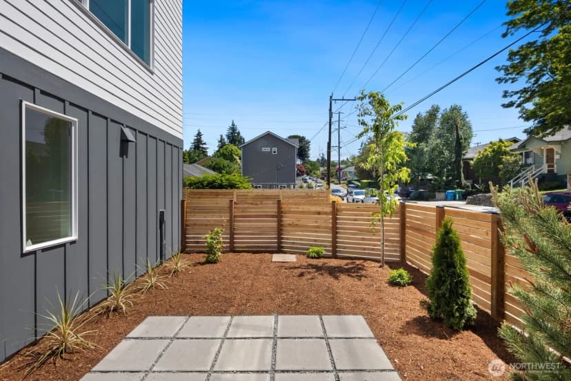 Property photo for 334 Ne 90th Street, Seattle photo 35