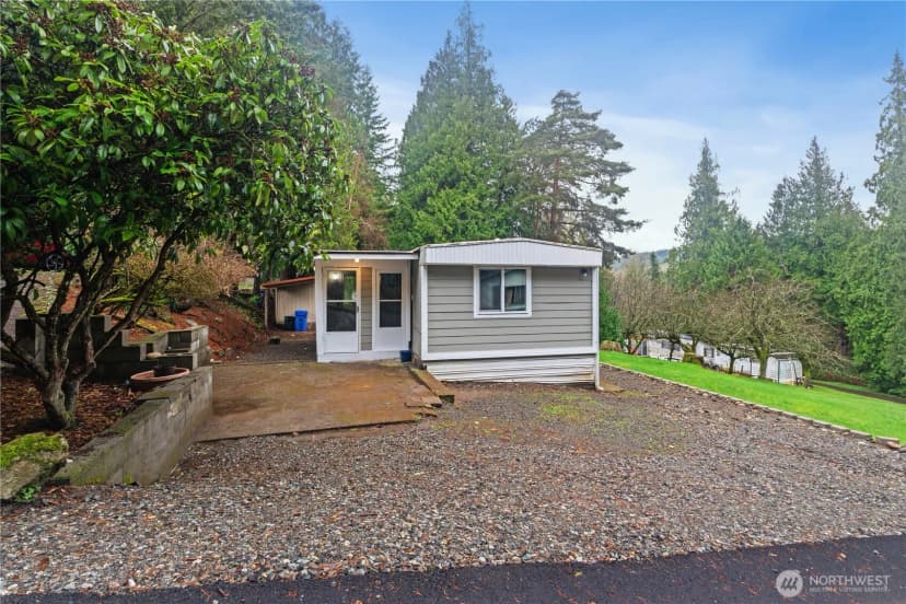 Property photo for 2284 Yew Street Road #e-1, Bellingham
