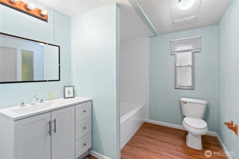 Property photo for 2284 Yew Street Road #e-1, Bellingham photo 13