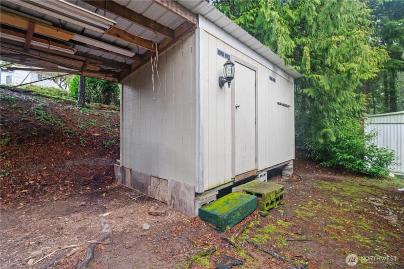 Property photo for 2284 Yew Street Road #e-1, Bellingham photo 24