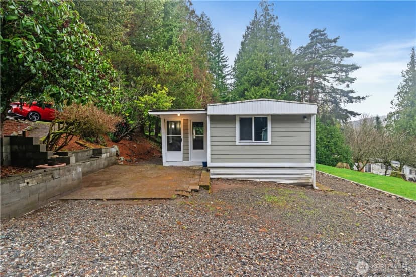 Property photo for 2284 Yew Street Road #e-1, Bellingham photo 25