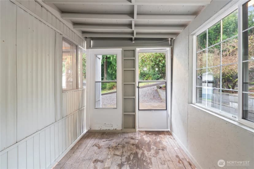Property photo for 2284 Yew Street Road #e-1, Bellingham photo 23