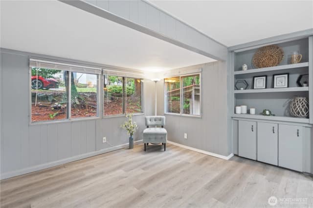 Property photo for 2284 Yew Street Road #e-1, Bellingham photo 4