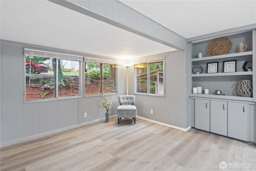 Property photo for 2284 Yew Street Road #e-1, Bellingham photo 4