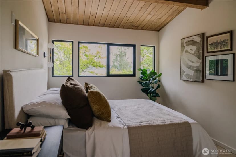 Property photo for 7936 Seward Park Avenue S #c, Seattle photo 15