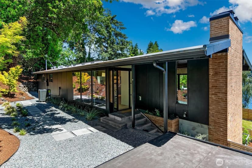 Property photo for 7936 Seward Park Avenue S #c, Seattle photo 2