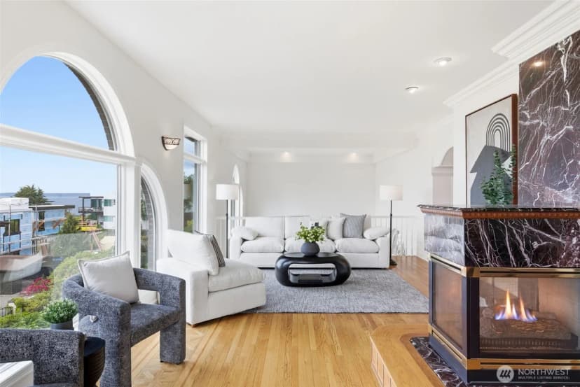 Property photo for 511 W Highland Drive, Seattle photo 12