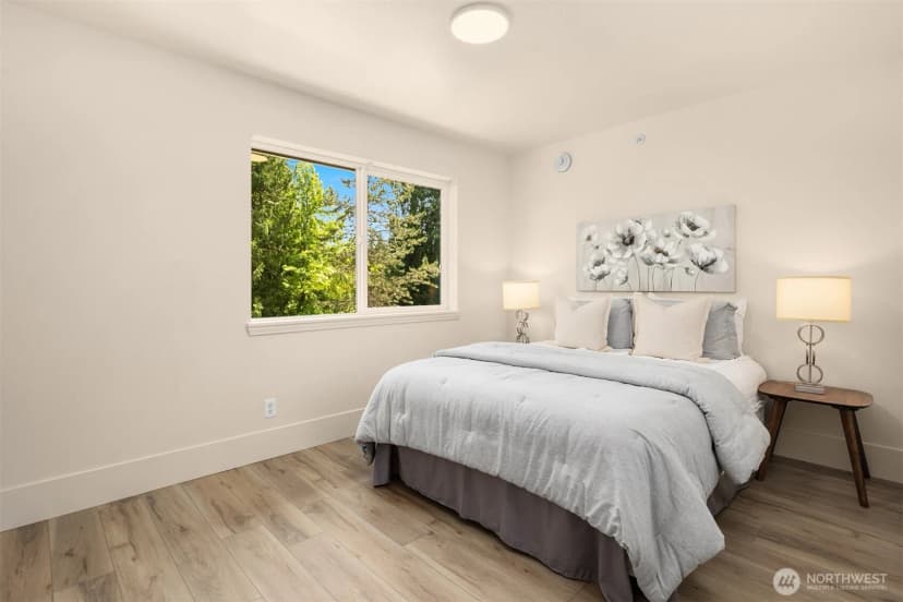 Property photo for 515 Newport Way Nw #b3, Issaquah photo 21