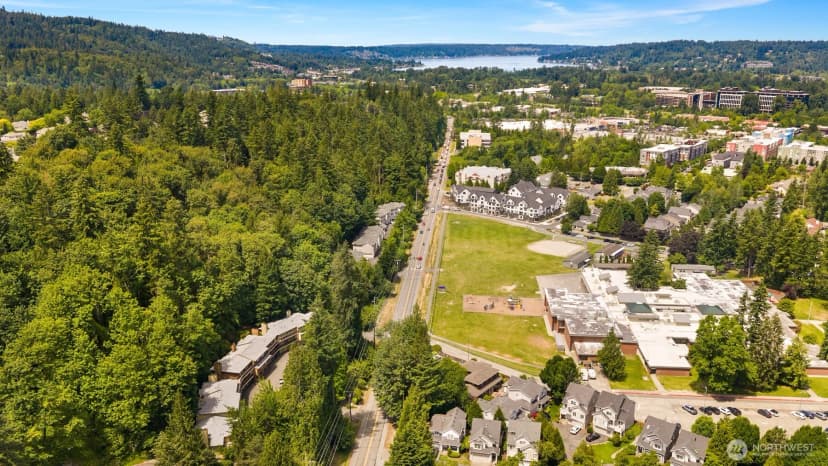 Property photo for 515 Newport Way Nw #b3, Issaquah photo 34