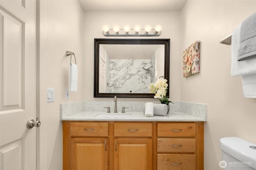 Property photo for 515 Newport Way Nw #b3, Issaquah photo 19