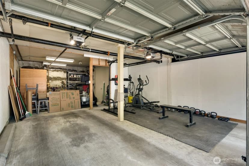 Property photo for 515 Newport Way Nw #b3, Issaquah photo 29