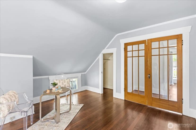 Property photo for 1601 10th Avenue W, Seattle photo 25