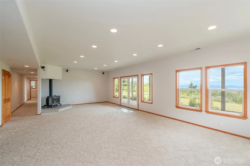 Property photo for 201 Karvellis Lane, Port Angeles photo 30