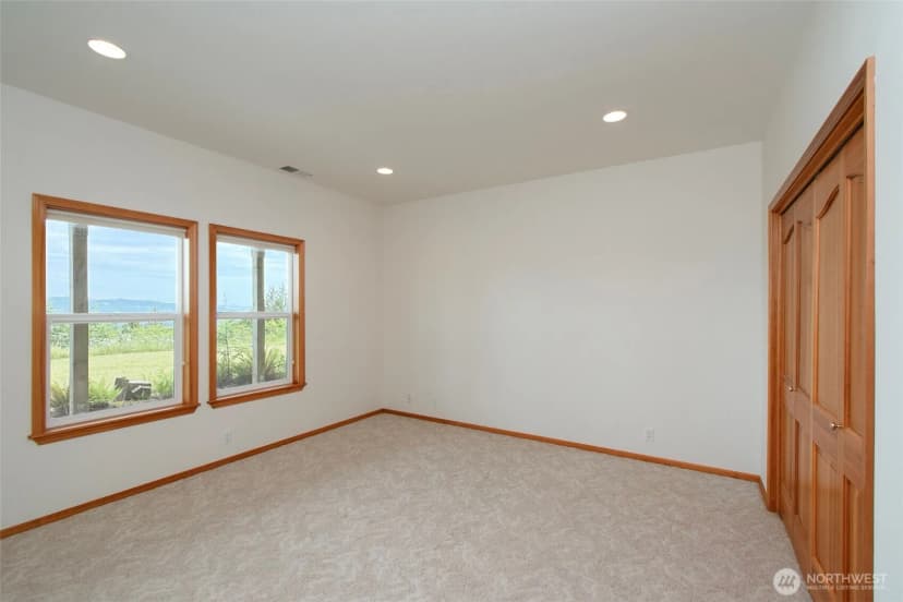 Property photo for 201 Karvellis Lane, Port Angeles photo 31
