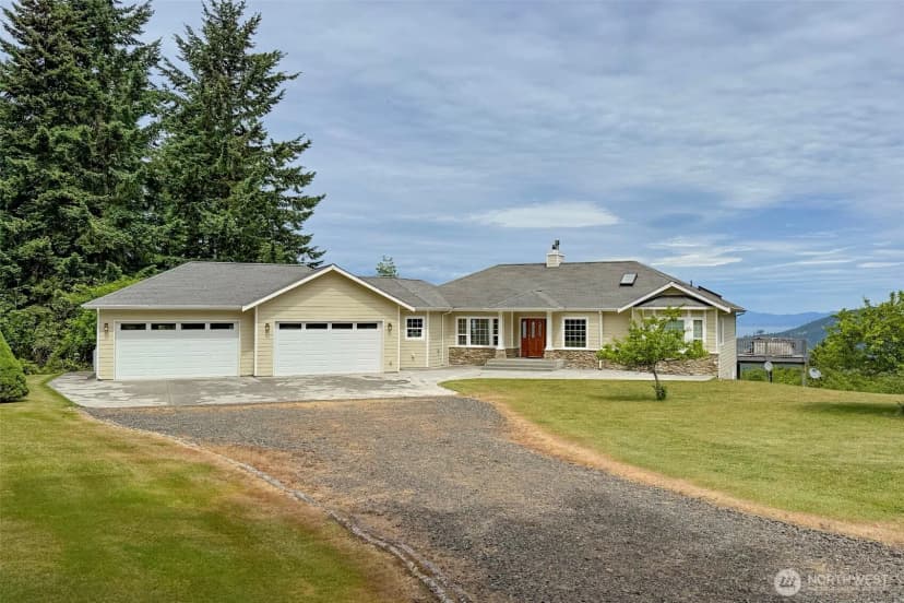Property photo for 201 Karvellis Lane, Port Angeles photo 3