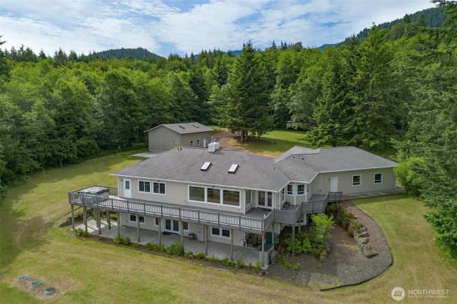 Property photo for 201 Karvellis Lane, Port Angeles