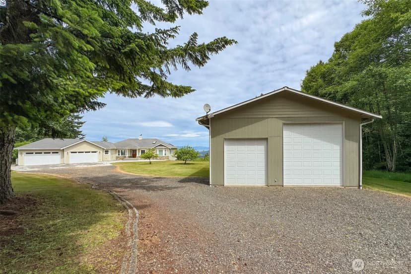 Property photo for 201 Karvellis Lane, Port Angeles photo 38