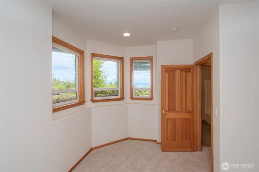 Property photo for 201 Karvellis Lane, Port Angeles photo 34