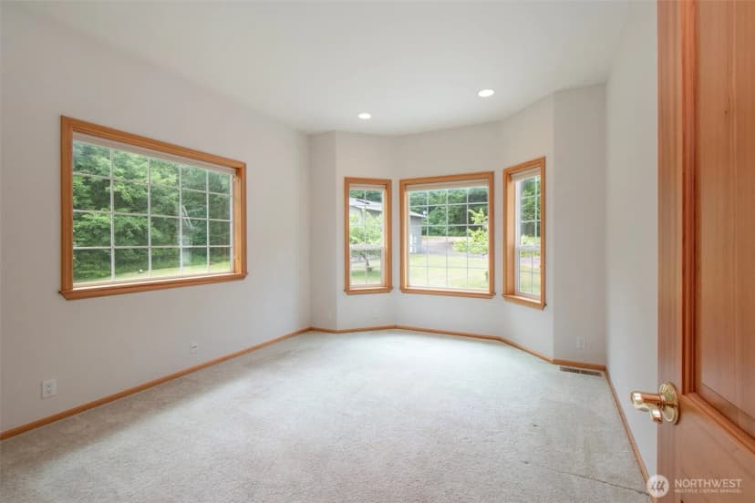 Property photo for 201 Karvellis Lane, Port Angeles photo 19