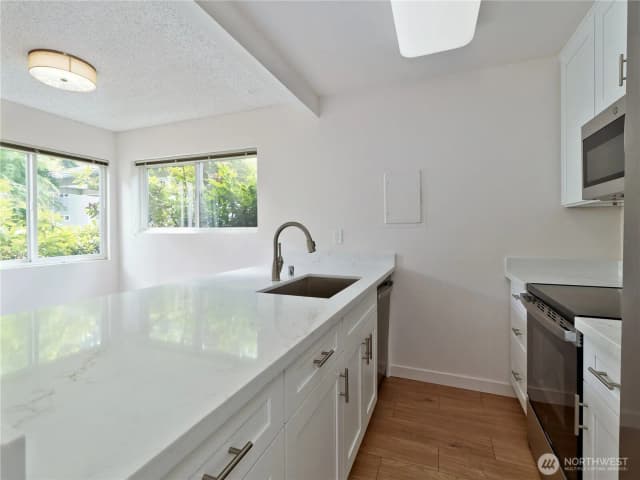 Property photo for 3015 127th Place Se #n12, Bellevue photo 4