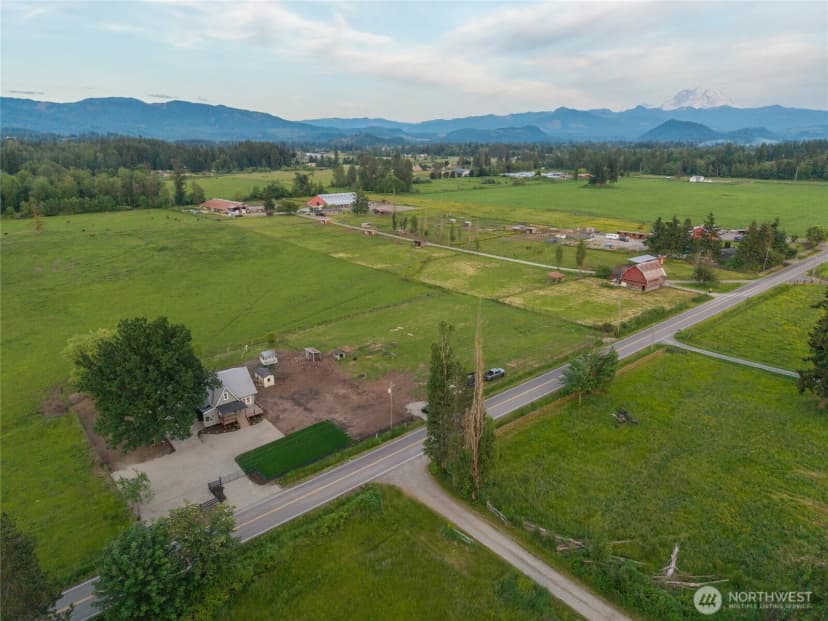 Property photo for 39302 236th Avenue Se, Enumclaw photo 36