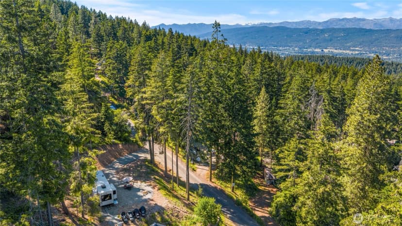Property photo for 180 Horse Heaven Road, Cle Elum photo 4