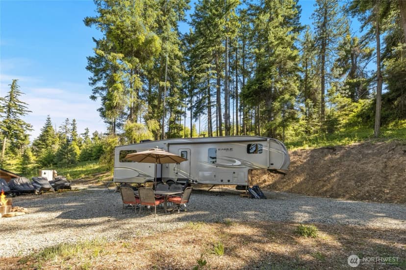 Property photo for 180 Horse Heaven Road, Cle Elum photo 10
