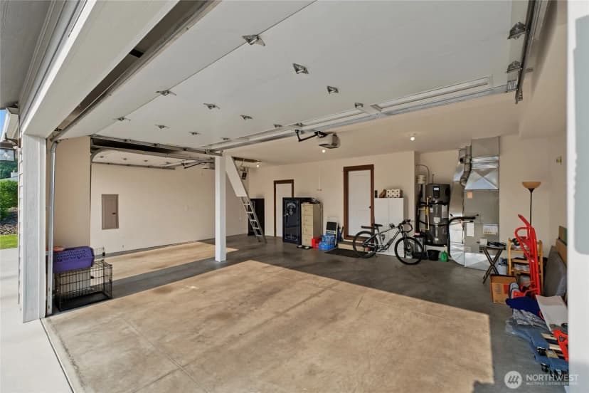 Property photo for 3143 Nw Delcon Court, East Wenatchee photo 35