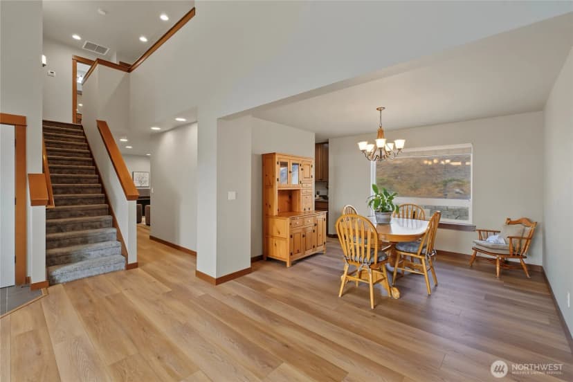 Property photo for 3143 Nw Delcon Court, East Wenatchee photo 19
