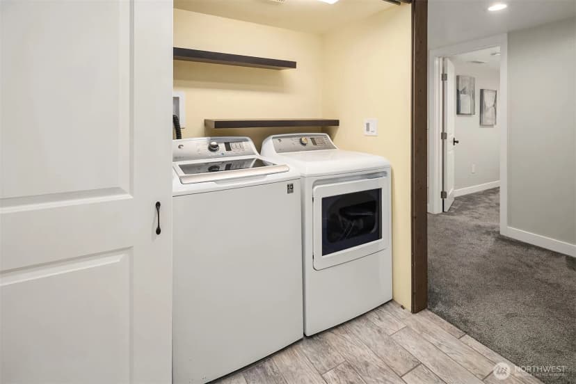 Property photo for 10025 Ashworth Avenue N, Seattle photo 28
