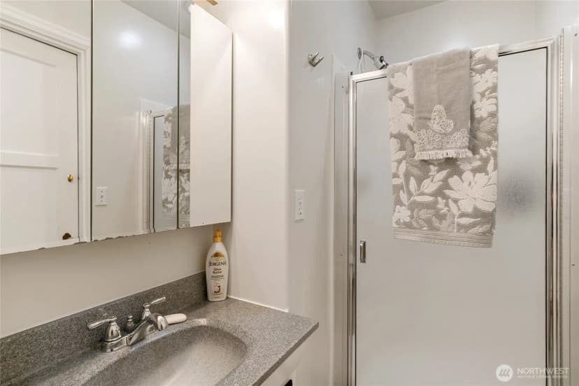 Property photo for 24635 Highway 243 S, Mattawa photo 22