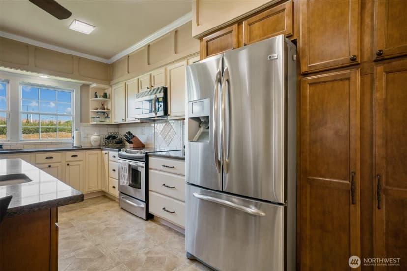 Property photo for 24635 Highway 243 S, Mattawa photo 12