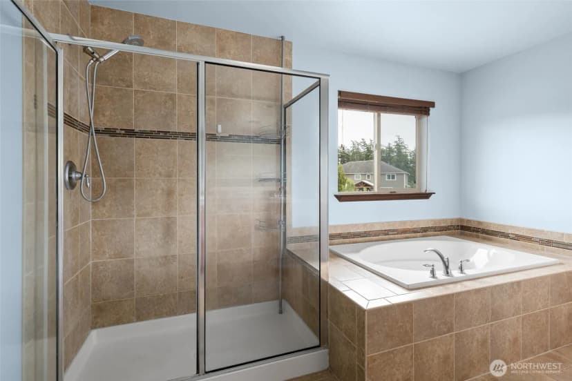 Property photo for 1033 Lyle Ridge Circle, Oak Harbor photo 30