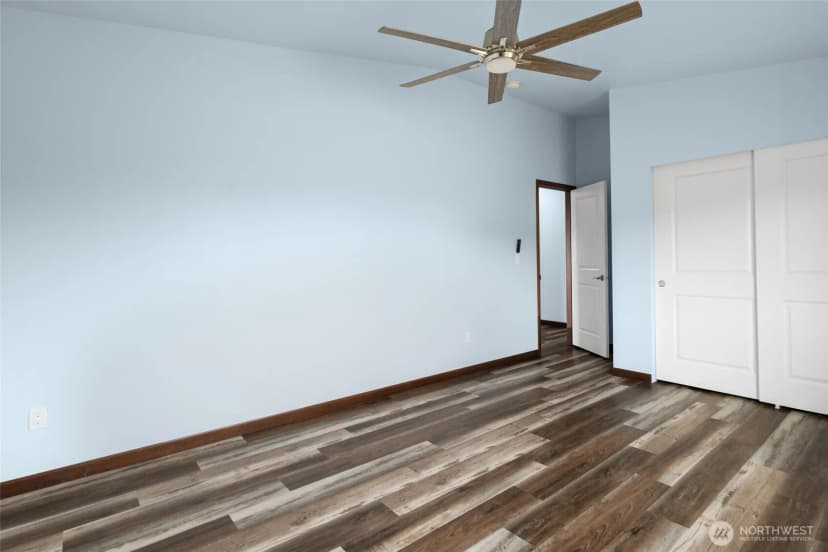 Property photo for 1033 Lyle Ridge Circle, Oak Harbor photo 24