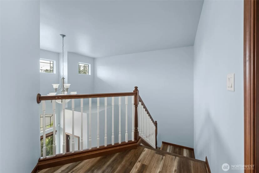 Property photo for 1033 Lyle Ridge Circle, Oak Harbor photo 15
