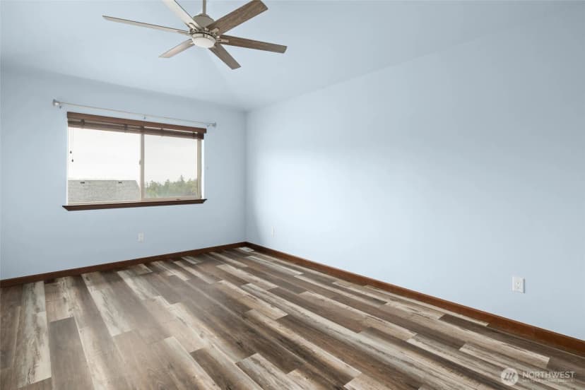 Property photo for 1033 Lyle Ridge Circle, Oak Harbor photo 23