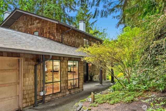 Property photo for 8151 Ne Hidden Cove Road, Bainbridge Island photo 3