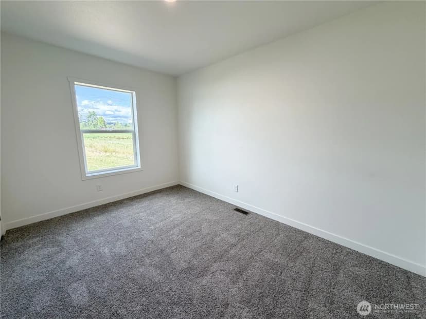 Property photo for 4561 Windemere Street, Longview photo 9