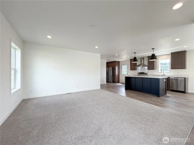 Property photo for 4561 Windemere Street, Longview photo 3