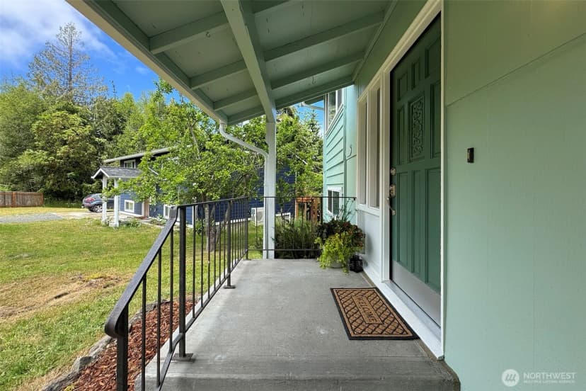 Property photo for 71 Whispering Firs Road, Port Angeles photo 2