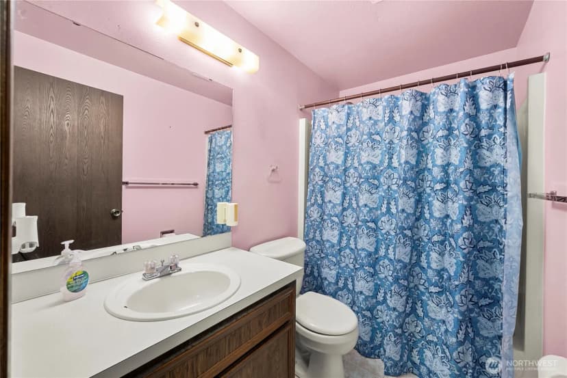 Property photo for 12029 Se 210th Street, Kent photo 15