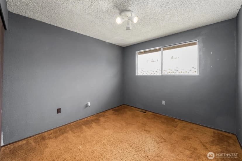 Property photo for 12029 Se 210th Street, Kent photo 25