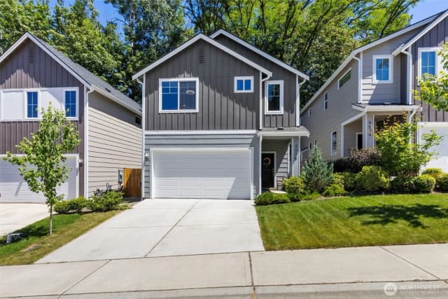 Property photo for 9516 Fairhaven Circle Ne, Bremerton