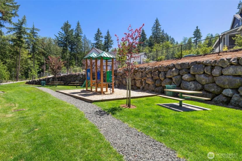 Property photo for 9516 Fairhaven Circle Ne, Bremerton photo 30