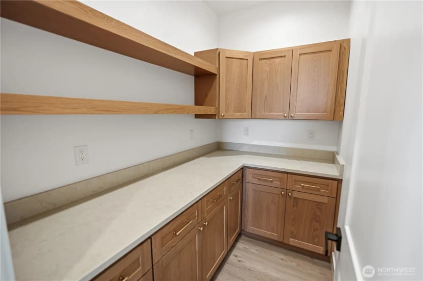 Property photo for 38 N Ginkgo Street, Soap Lake photo 11