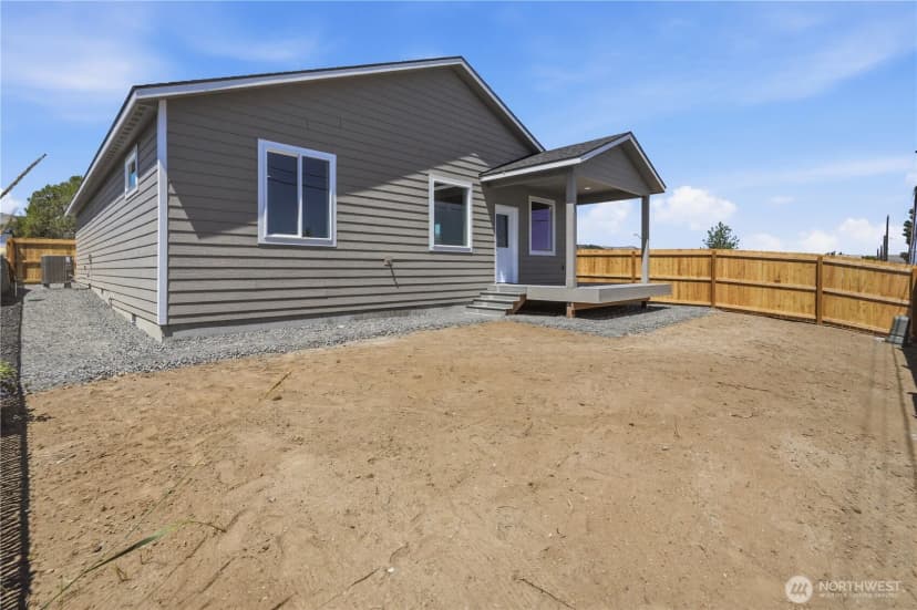 Property photo for 38 N Ginkgo Street, Soap Lake photo 36