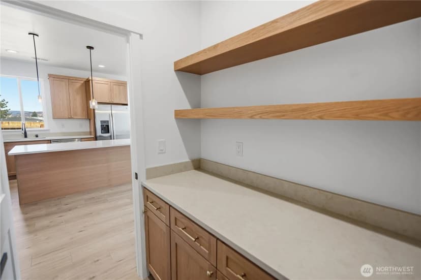 Property photo for 38 N Ginkgo Street, Soap Lake photo 12