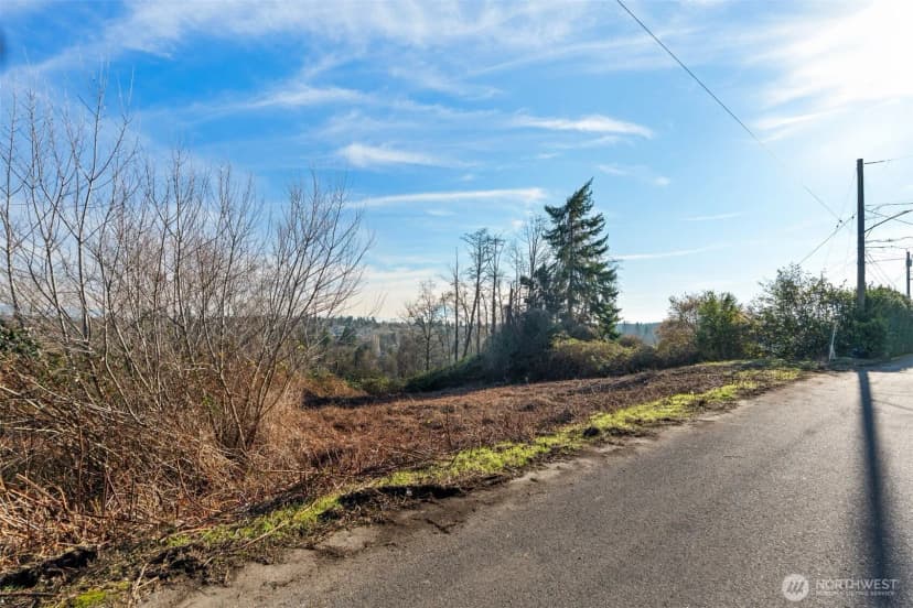 Property photo for 1403 E Lennox, Tacoma photo 8