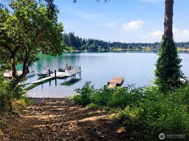 Property photo for 12795 Gravelly Lake Drive Sw, Lakewood photo 3